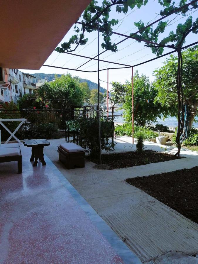 בניטסס Vassia'S Beach Houses מראה חיצוני תמונה